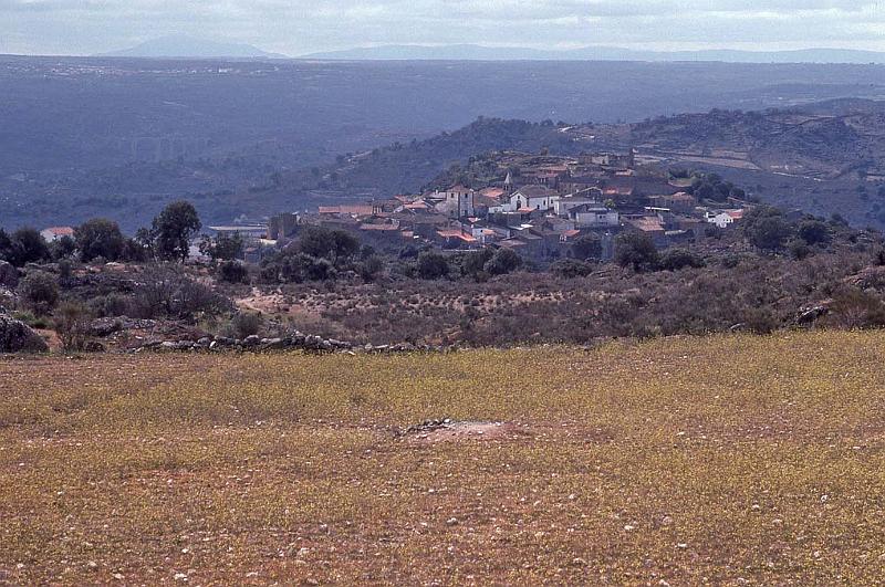 WT 2200 305-33 Portugal.jpg